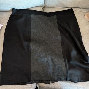 Elegant Women's Black and Gray Pencil Skirt
